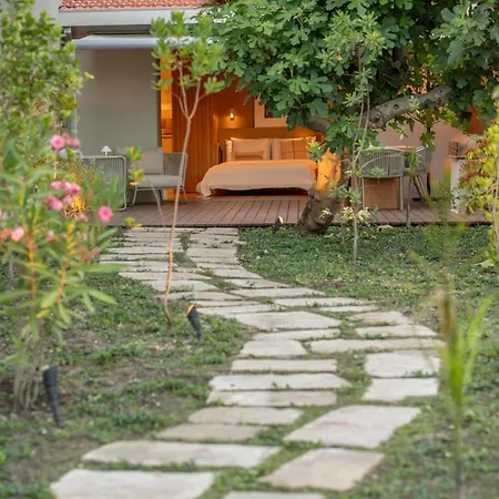 Апартаменты Sao Victor Residences - Private Pool For One Unit Only, Not Shared *