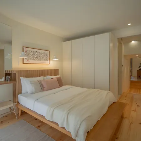 Апартаменты Sao Victor Residences - Private Pool For One Unit Only, Not Shared Порту